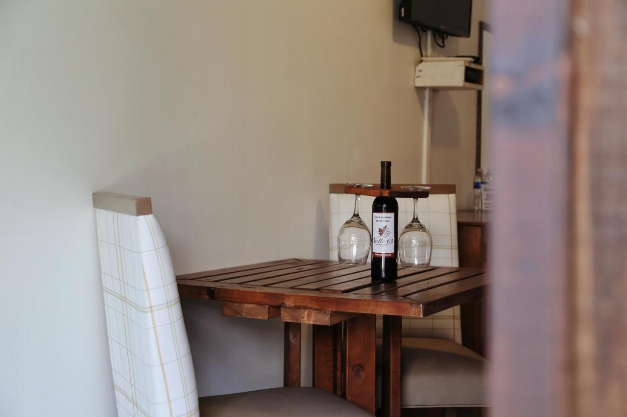Hotel Valle 13 Ruta Del Vino Вале де Гуадалупе Екстериор снимка