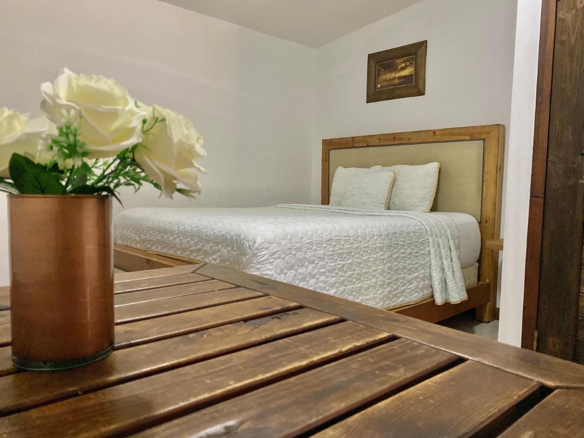 Hotel Valle 13 Ruta Del Vino Вале де Гуадалупе Екстериор снимка